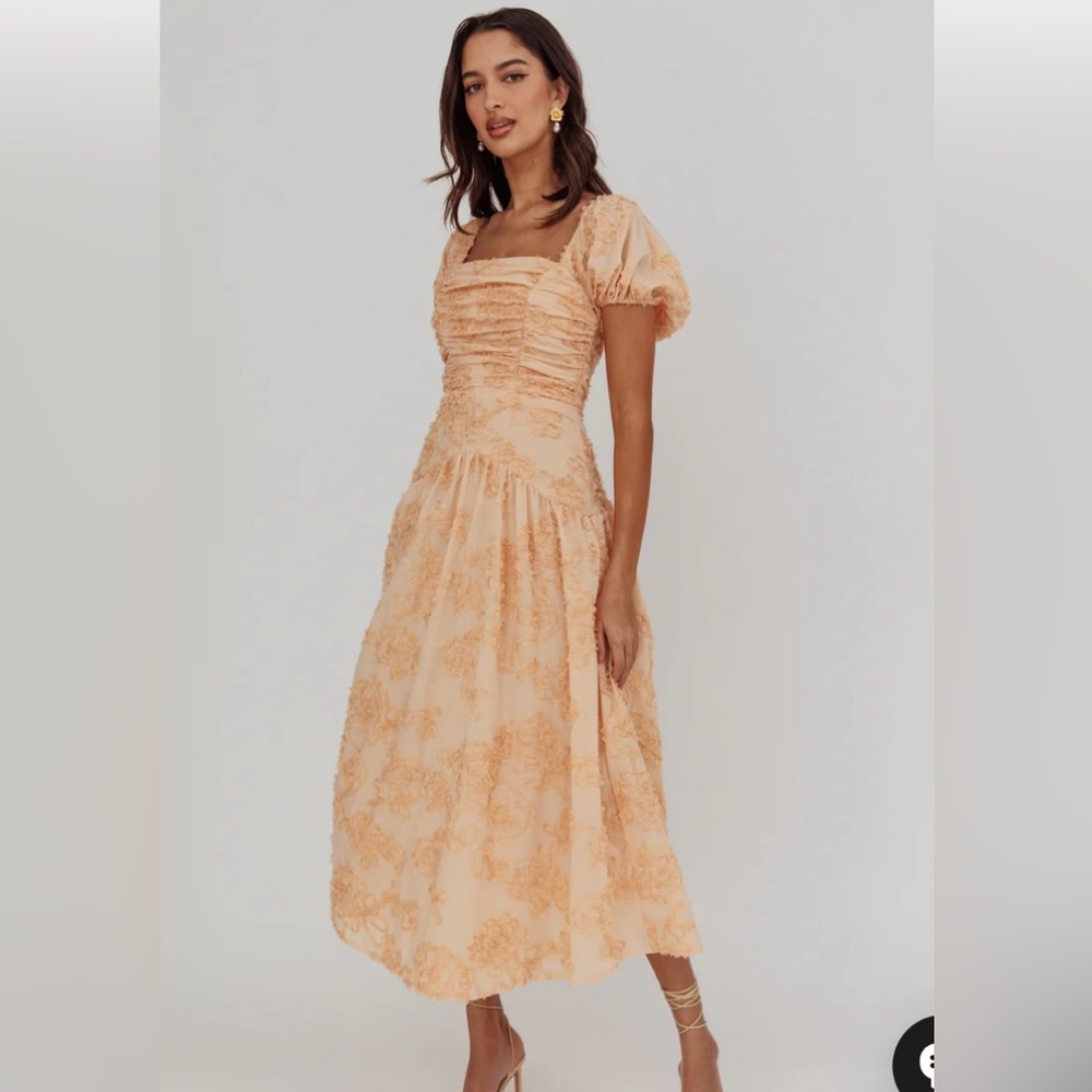 One loved babe Peach Puff-Sleeve